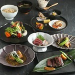 豪華食材を少しずつお楽しみいただく、人気のプラン。接待やご会食におすすめです。