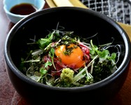 和牛ロース、ライス、キムチ、ナムル、サラダ、カルビスープ