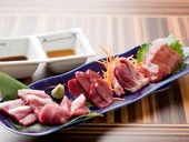 新鮮な河内鴨を存分に味わえる『鴨刺し盛り合わせ』