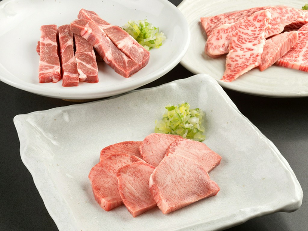 高品質な牛肉を仕入れて手間ひまをかけて手切りで提供