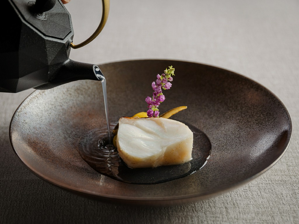 食材の命を大切にする工夫と技で革新的な一皿に