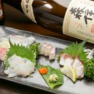 宴会にもってこいのコース料理が充実し、季節限定のコースも。飲み放題付きで、お得にお酒を愉しみながら、体に優しいおばんざいを存分に味わえます。お座敷や掘りごたつ、個室もあるので各種宴会にピッタリです。