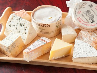 ＜チーズ・白カビタイプ＞