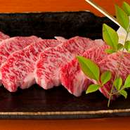 2016.2.12
北海道産 433kg×2,671円＝1,156,543円
2016.2.2
岩手県産 439㎏×2,528円＝1,109,792円
2016.1.19
福島県産 403㎏×2,374円＝956,722円
2015.12.18
青森県産 450kg×2,757円＝1,240,650円
2015.12.9
茨城県産 356㎏×2,456円＝874,336円
2015.11.13
福島県産 369kg×2,347円＝866,043円
2015.10.9
福島県産 380kg×2,424円＝921,120円
2015.9.18
宮城県産 385㎏×2,256円＝868,560円
