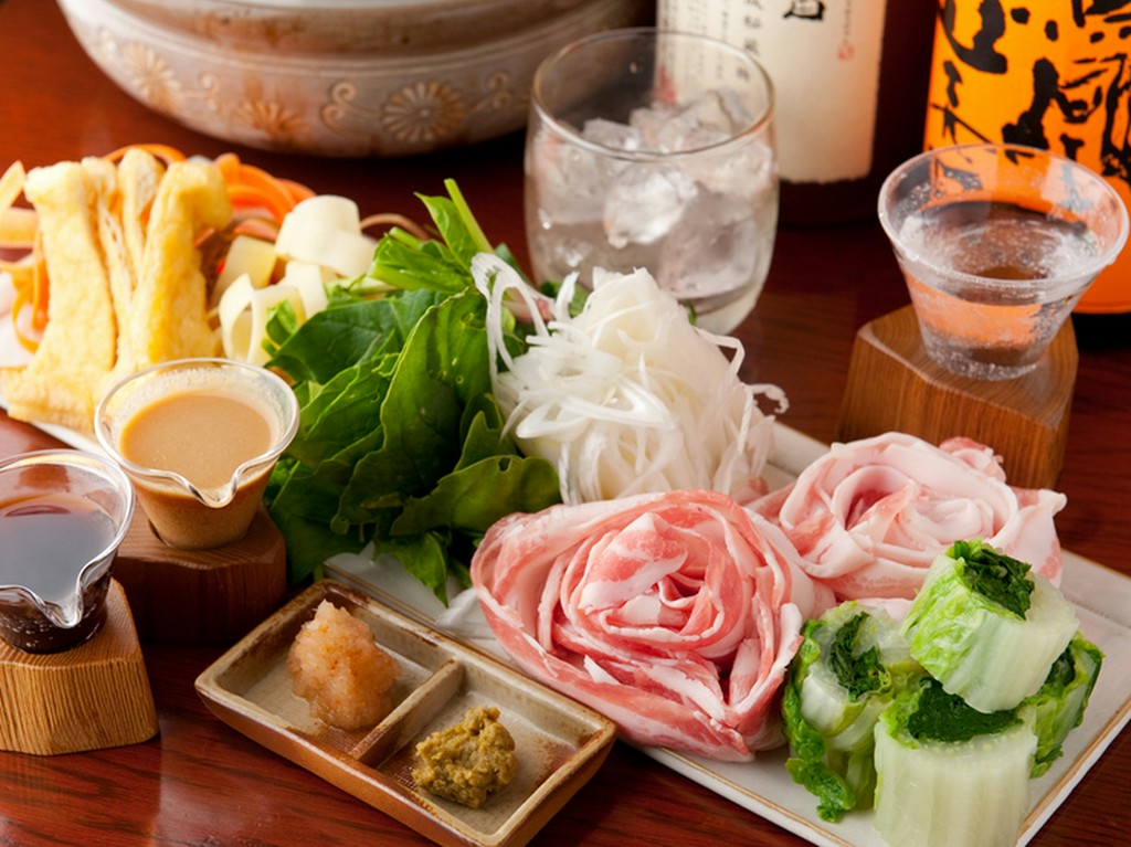 『恋する豚と芳さん野菜しゃぶしゃぶ小鍋』　※予約限定