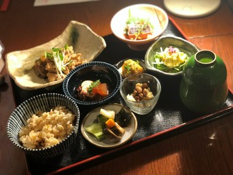日替わり御膳　※限定10食！（平日　月～金）　11：30～14：00限定）当日分無くなり次第終了！