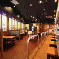 コース料理もあり、貸し切りにも対応。宴会におすすめ