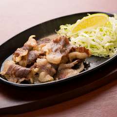 シャキシャキのキャベツの食感や、大葉の風味をお楽しみください