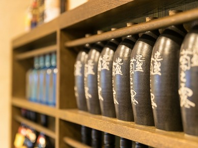 本格焼酎『霧島』と美味しい馬刺しが楽しめる