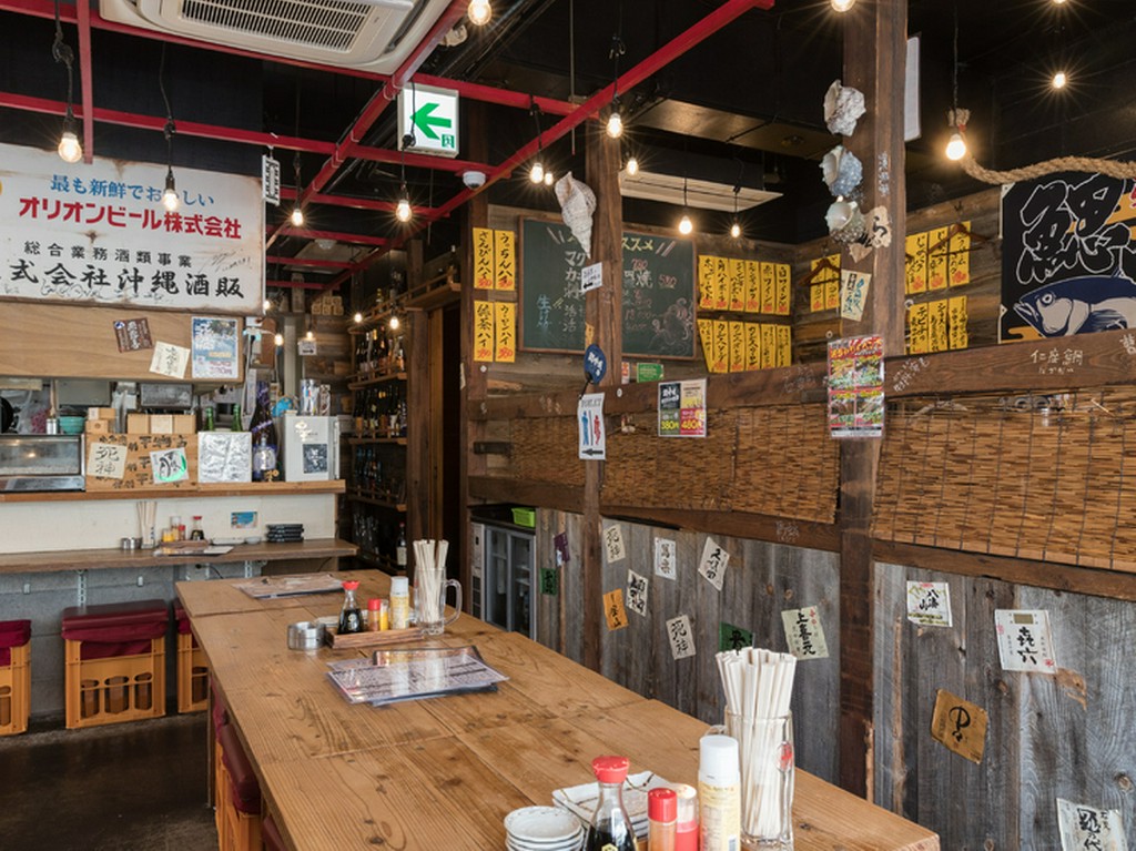 来店するだけで元気を分けてもらえるような、活気が溢れる店内