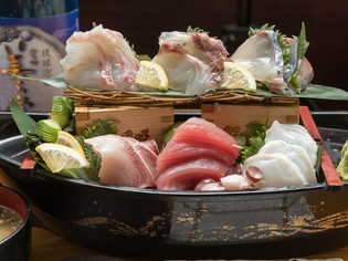 刺身三点盛り