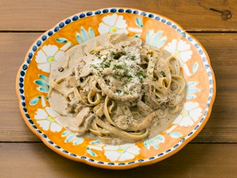 ポルチーニとキノコのクリームソース　～フェットチーネで～