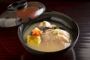 金沢の伝統の味。水溶き小麦粉で仕立てる『治部煮』