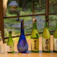 地元石川をはじめとした日本酒が素材を大切にする料理に寄り添う