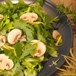 一度食べてみて！お肉と相性が◎！レモンの酸味が効いたドレッシング