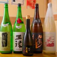 ※写真の日本酒はイメージです。
