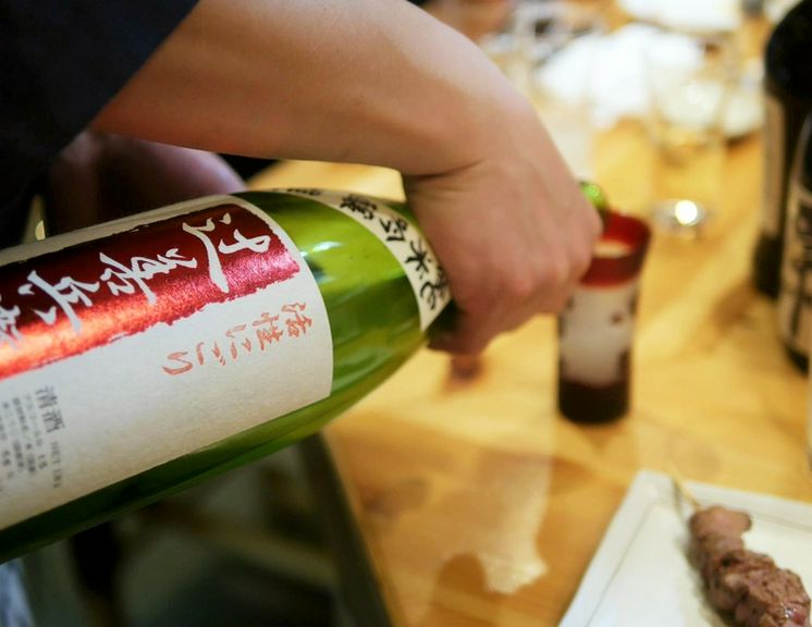 【毎日のように品揃えが変わる】全国の酒蔵をめぐる店主が撰ぶ“超希少”日本酒