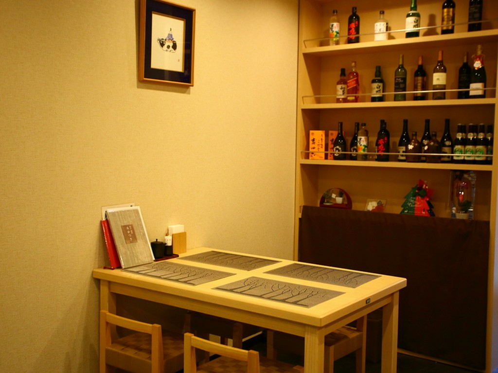 静かな時間が流れる中、至福の料理で極上のおもてなしを