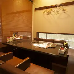 上質なお肉を囲み、笑顔の絶えない和かなひと時を漫喫