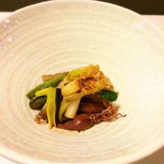 旬の野菜をすべて手作りでご提供