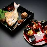 誕生日や顔合わせ、長寿祝いど祝福に満ち溢れた良き日に相応しい御食事となっており、鯛料理など縁起の良い御料理で新たな門出をお祝いいたします。
※値段は5,000円から承っております。
※写真はイメージです。