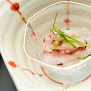 ※表示価格は、税抜き表示です。サービス料が加算されます。