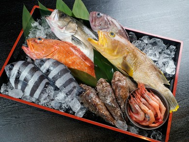 鳥取県境港をはじめ全国10か所以上の漁場から美味しい魚を直送