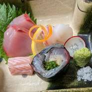 10種類以上の魚貝を使った少し軽めの季節のコースです