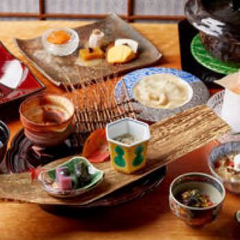 [All-you-can-drink included] Seasonal chef's choice course 18,000 yen (tax included) 9 dishes