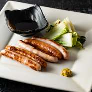 ピリ辛とプレーンの盛合せです。