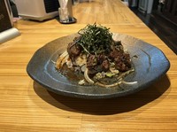 牛ハラミをステーキ丼に仕上げました。

