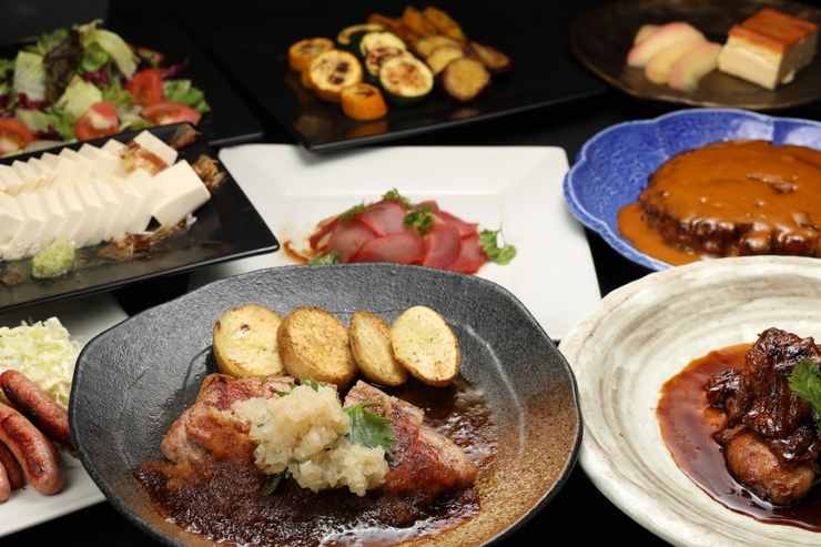 Hakobuta pork course includes all-you-can-drink (cash price 6,000 yen)