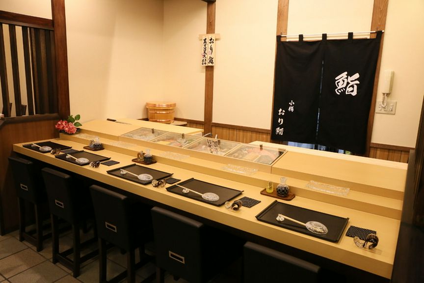 1F カウンター席【1名〜5名様】