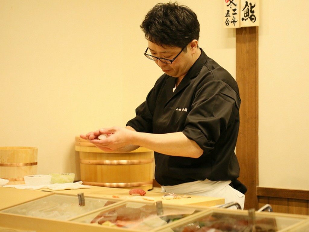 気持ちよく食事をして、楽しい時間を過ごしていただける店づくり