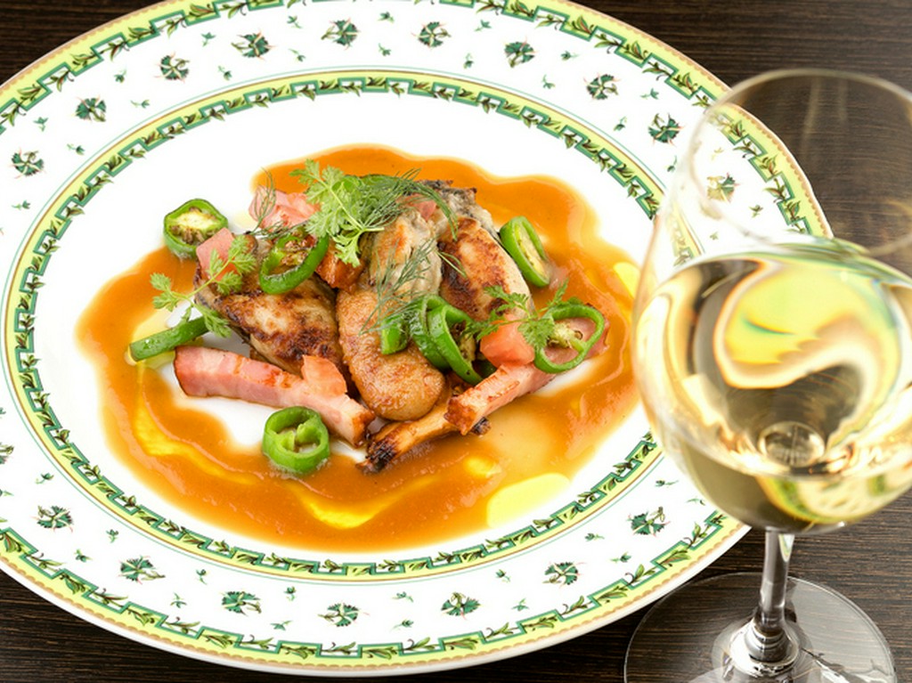 旨みに驚く『三陸産 牡蠣ソテー ベーコンと万願寺唐辛子 』