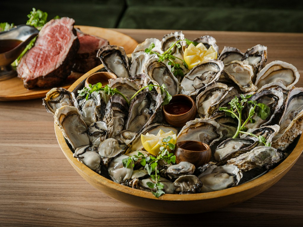 各国から届けられた旬のオイスター『Fresh Oyster 生牡蠣』