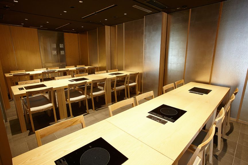 宴会に最適な飲み放題が付いたプランで、おいしい時間を共有