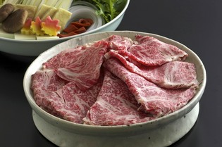 まろやかな白金豚や味わい深い近江牛、味の饗宴を楽しむ