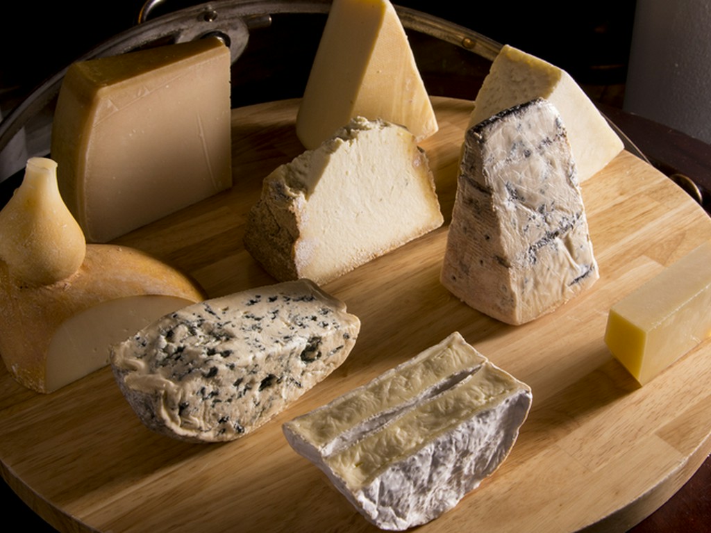 20種類以上と豊富に揃う、自ら吟味したチーズ