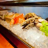 「瀬戸内海の美味しい魚を沢山の人に」と【旬魚処海蔵】を始めた料理人。実家の鮮魚店で培った魚に対する知識と愛情が料理1つ1つに注がれます。同じ煮付けでも魚によって調理方法が違う。魚の奥深さも楽しめます。