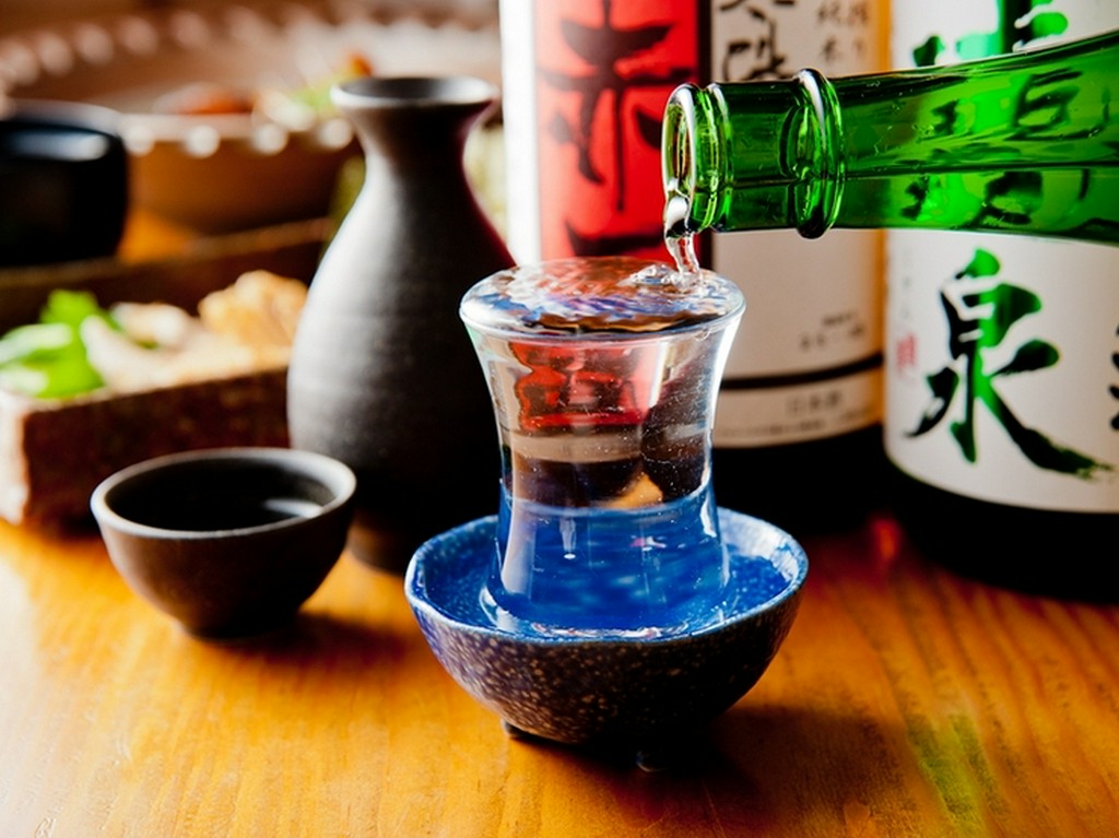 美味しいお酒と料理をじっくり味わえるお店