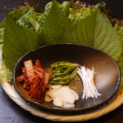 雑草家（表参道/青山 焼肉）のグルメ情報  ヒトサラ