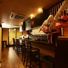 アットホームなお店で、みんなでワイワイとお食事が楽しめます