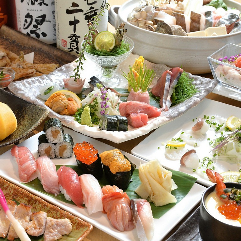 メイン料理を鍋か寿司から選べるお得な『季節のご宴会コース』