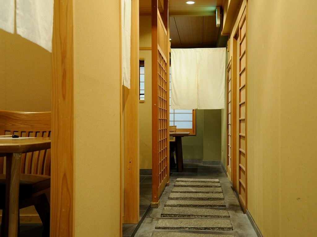 「おもてなし」で居心地よし、まったりと過ごす姫路の夜