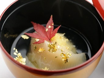 特製出汁がしみわたる至福『ふぐとフカヒレの餡掛け』