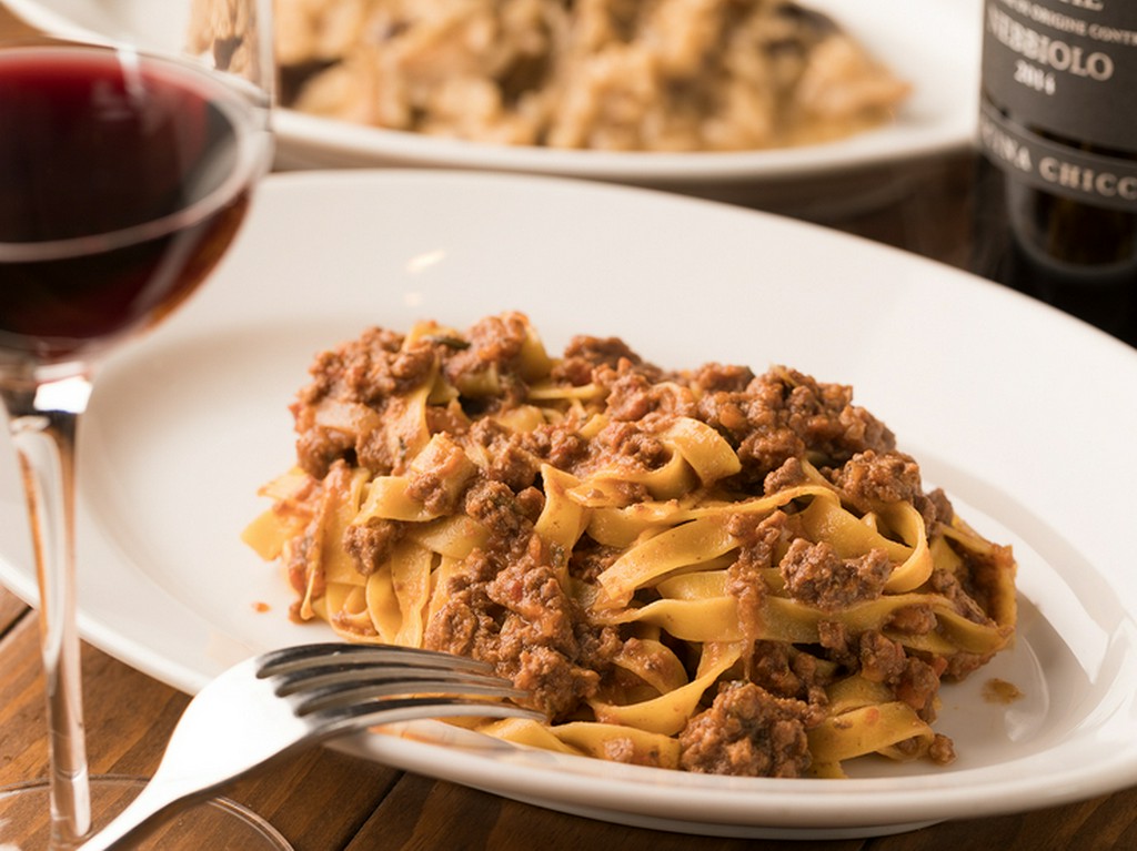 自家製タリアテッレ　お肉屋さんのラグーソース