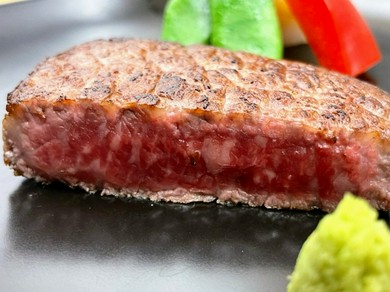 【天涼庵ランチコース】5500円 乾杯スパークリング付･国産牛ステーキ＆天ぷら等　他全6品