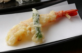 こめ油で揚げる、さっくりかるい揚げたての『天婦羅』