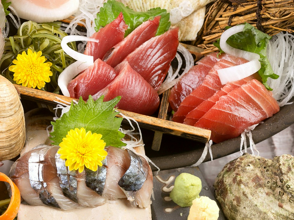 三陸の漁師から直接仕入れた新鮮な魚を使用